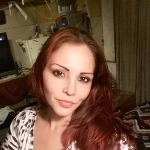 Meet your Posher, Lenae